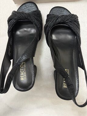 Kenneth Cole Reaction Black Twisted Strap Slingback Heels